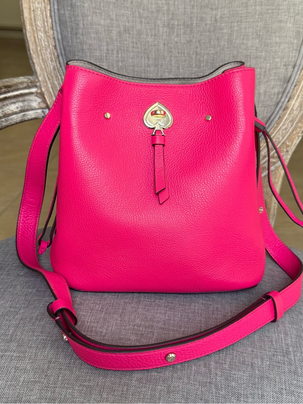 Kate spade Pebbled Pink Leather Bucket Bag Crossbody MSRP $359